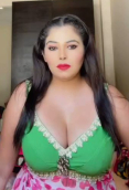 Preeti Puneet Towel Drop Tit Show With Guy Clip 02 Private App Hot Video